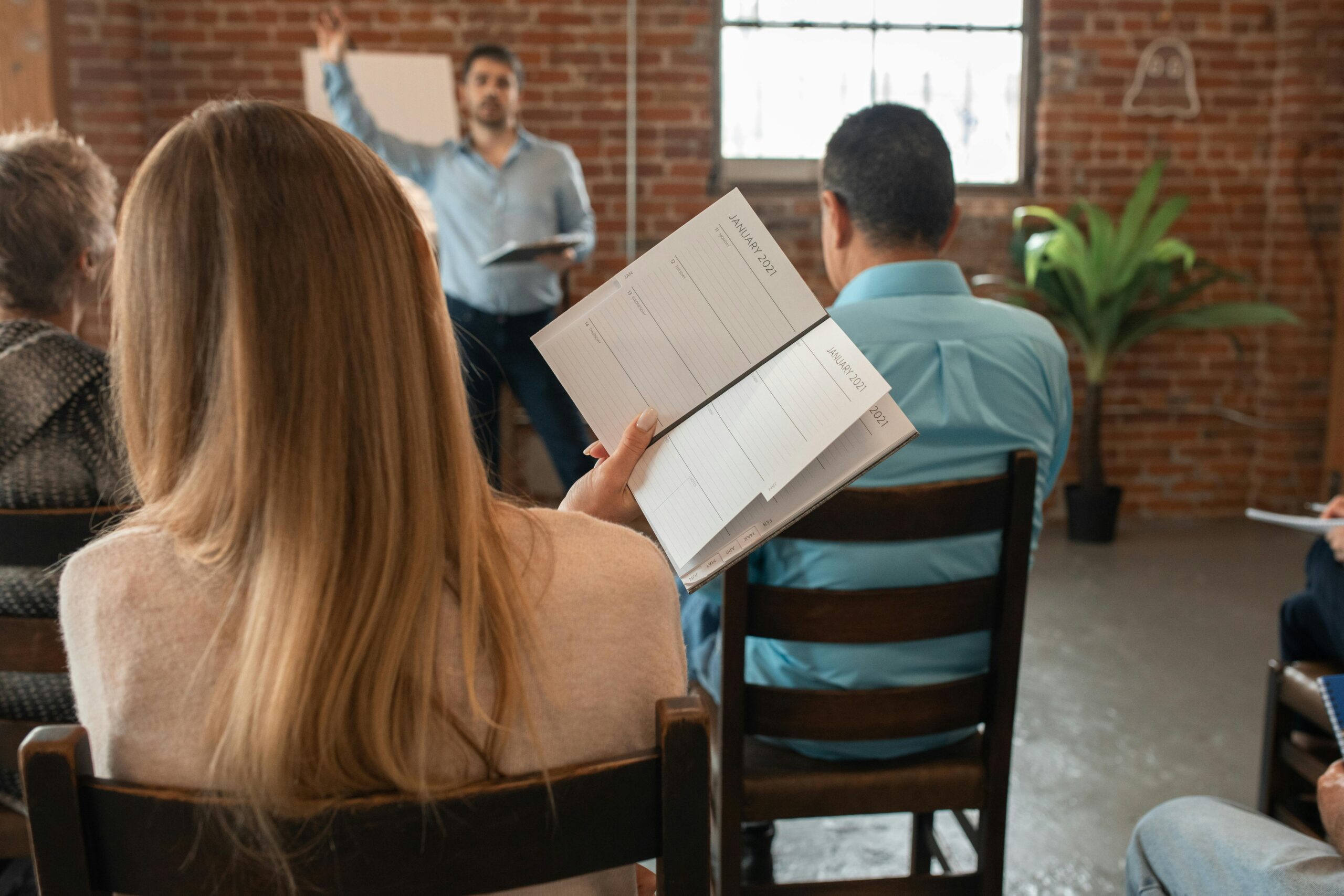 Online Bachelor’s Degree in Business (2025 Guide)